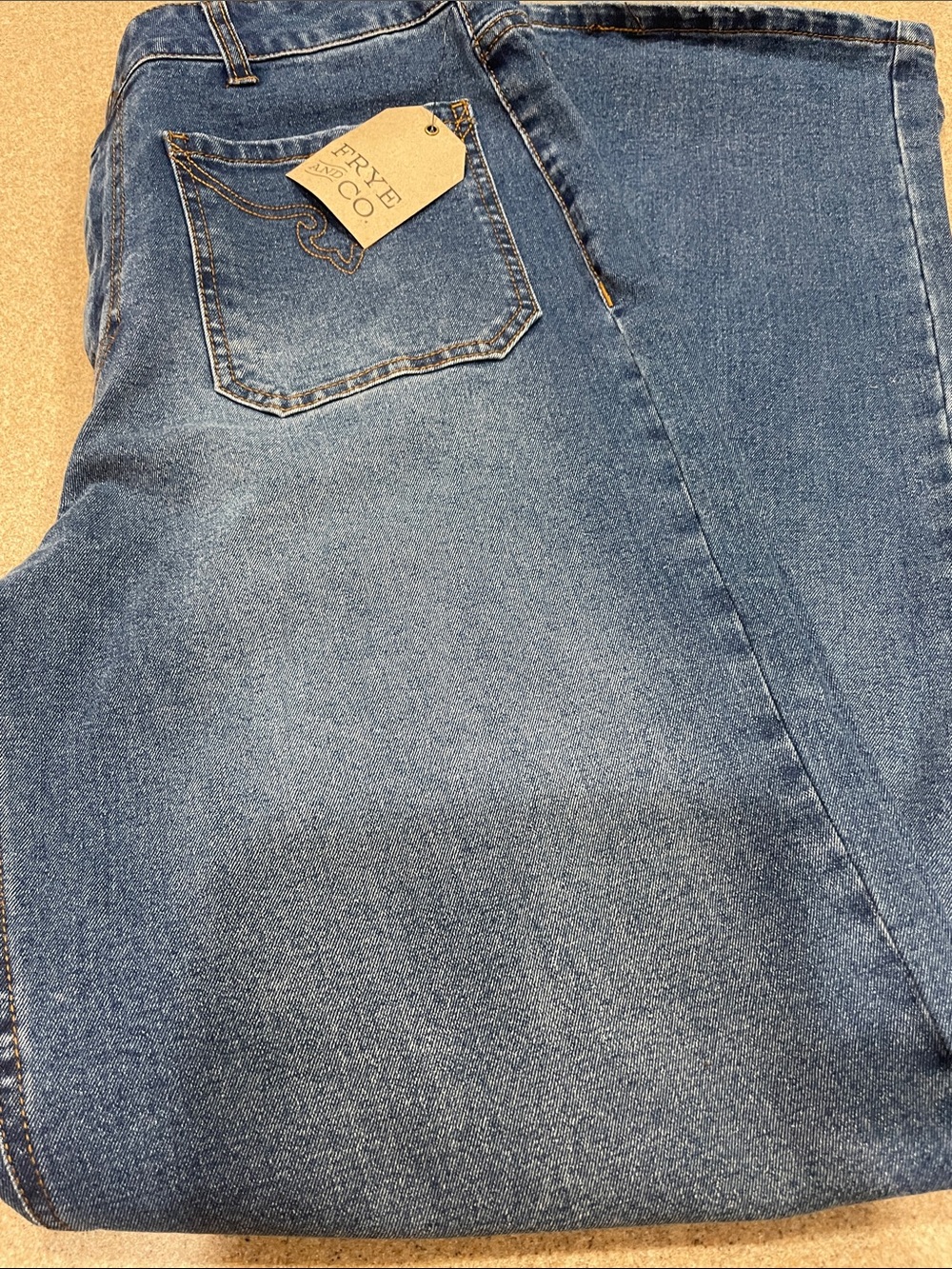 Frye Women’s Wide Leg Relaxed Blue Denim Jeans Size 10 Inseam 31”